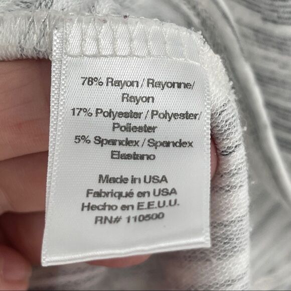 Ink Love and Peace Sweatshirt - Picture 3 of 6